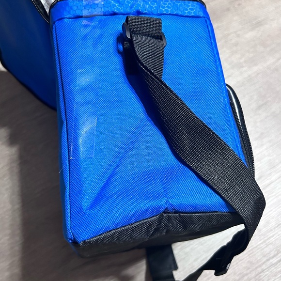 Blue Budlight Cooler Bag - Picture 5 of 6